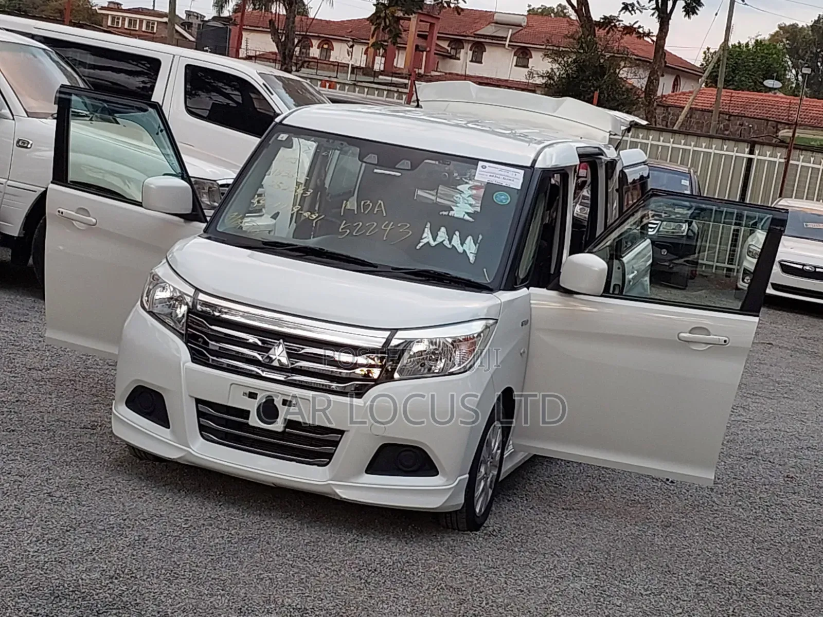 Mitsubishi Delica 2019 Pearl