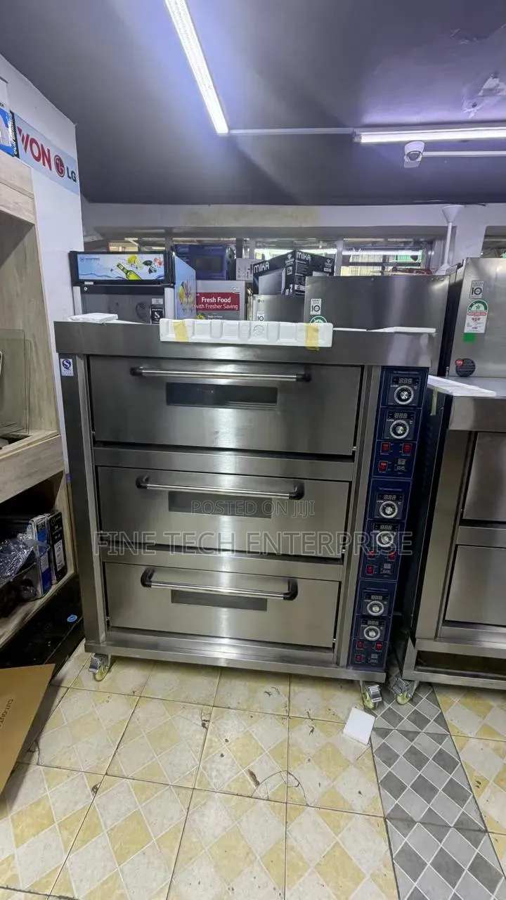 Euromax Deck Oven 3 Deck 6 Trays Comes With Free Trays
