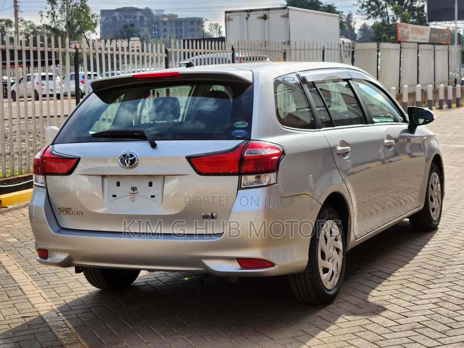 Toyota Corolla Fielder 2019 Silver