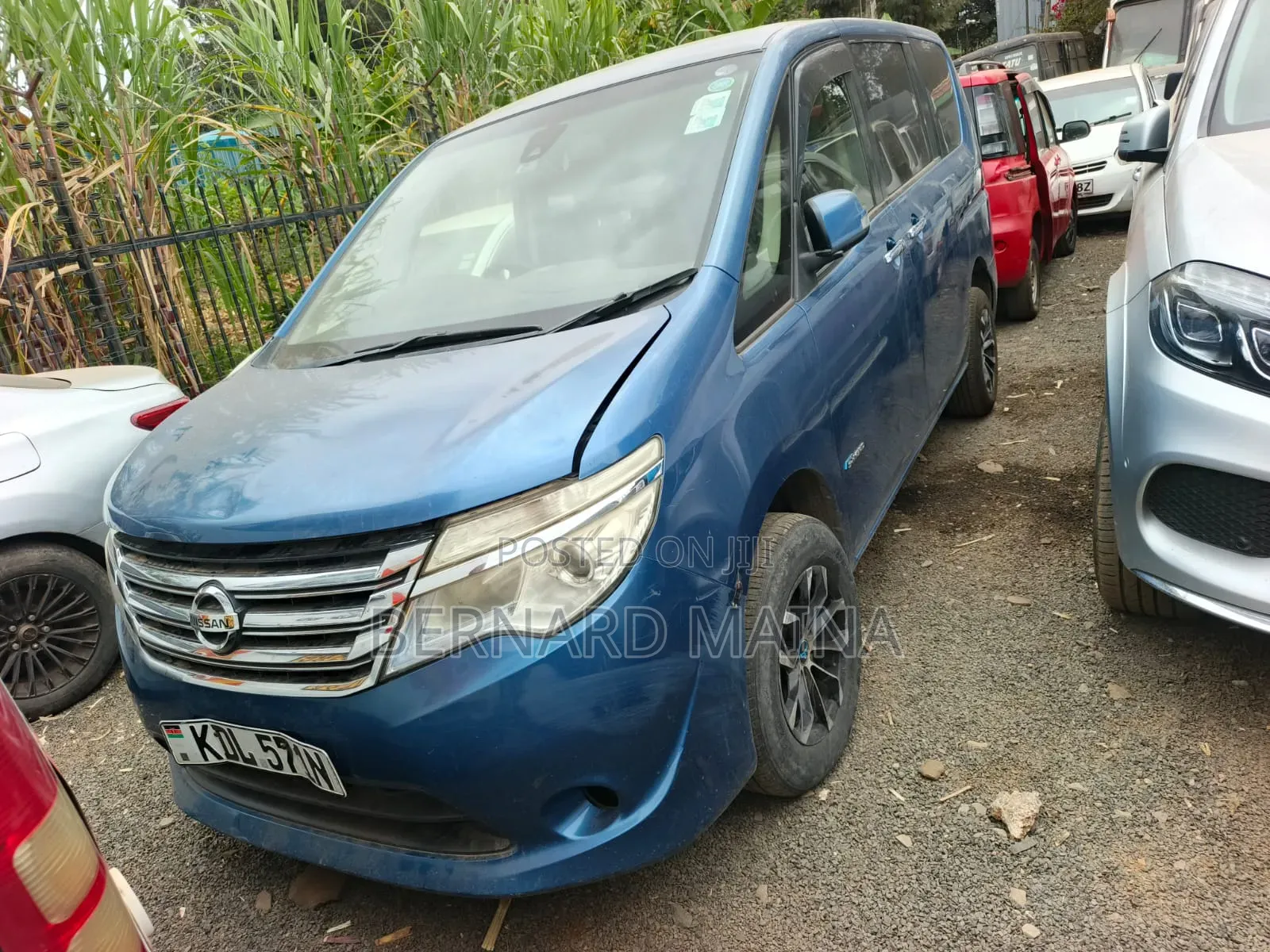 Nissan Serena 2016 Blue