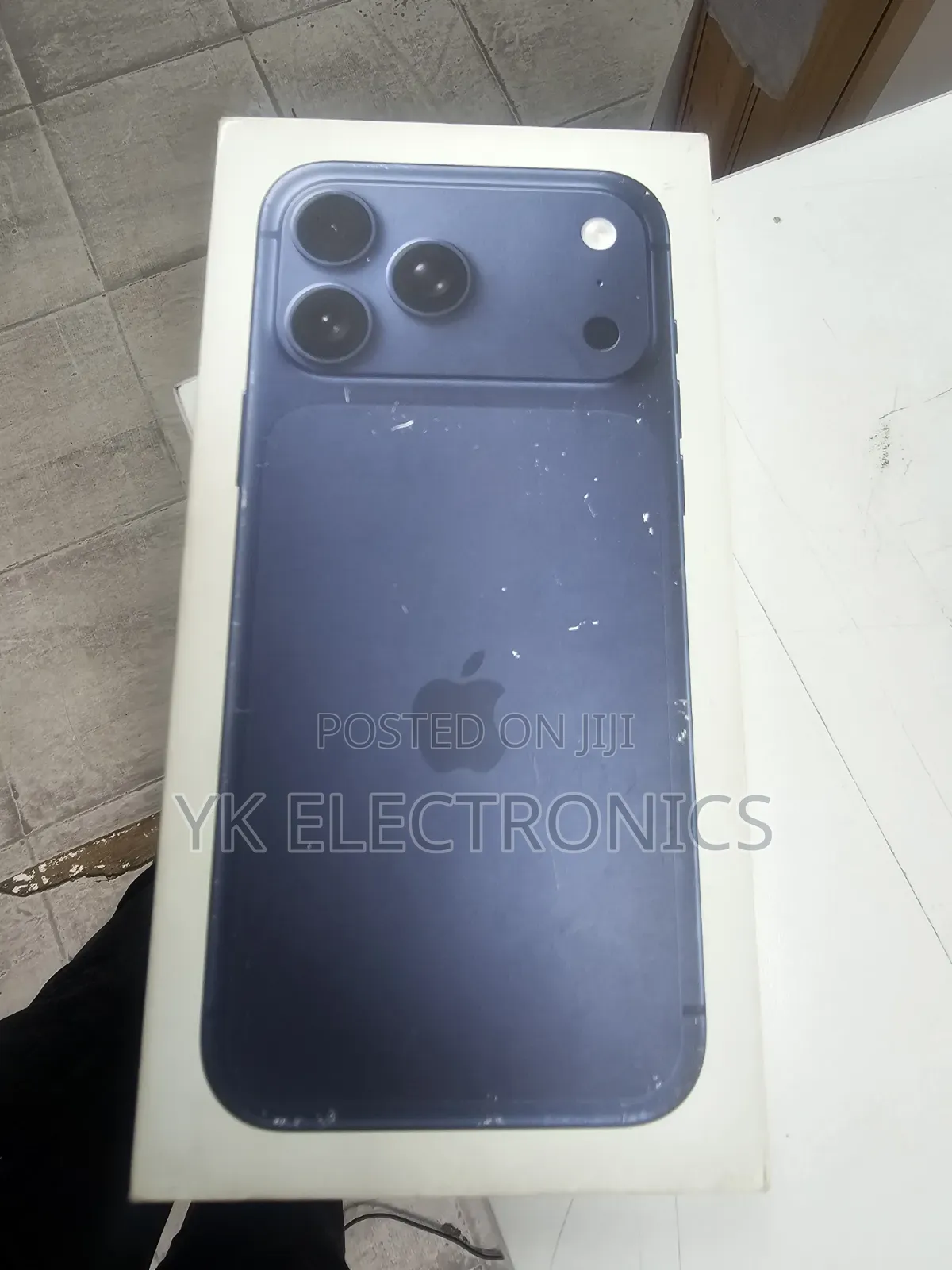 New Apple iPhone 17 Pro Max 256 GB Blue