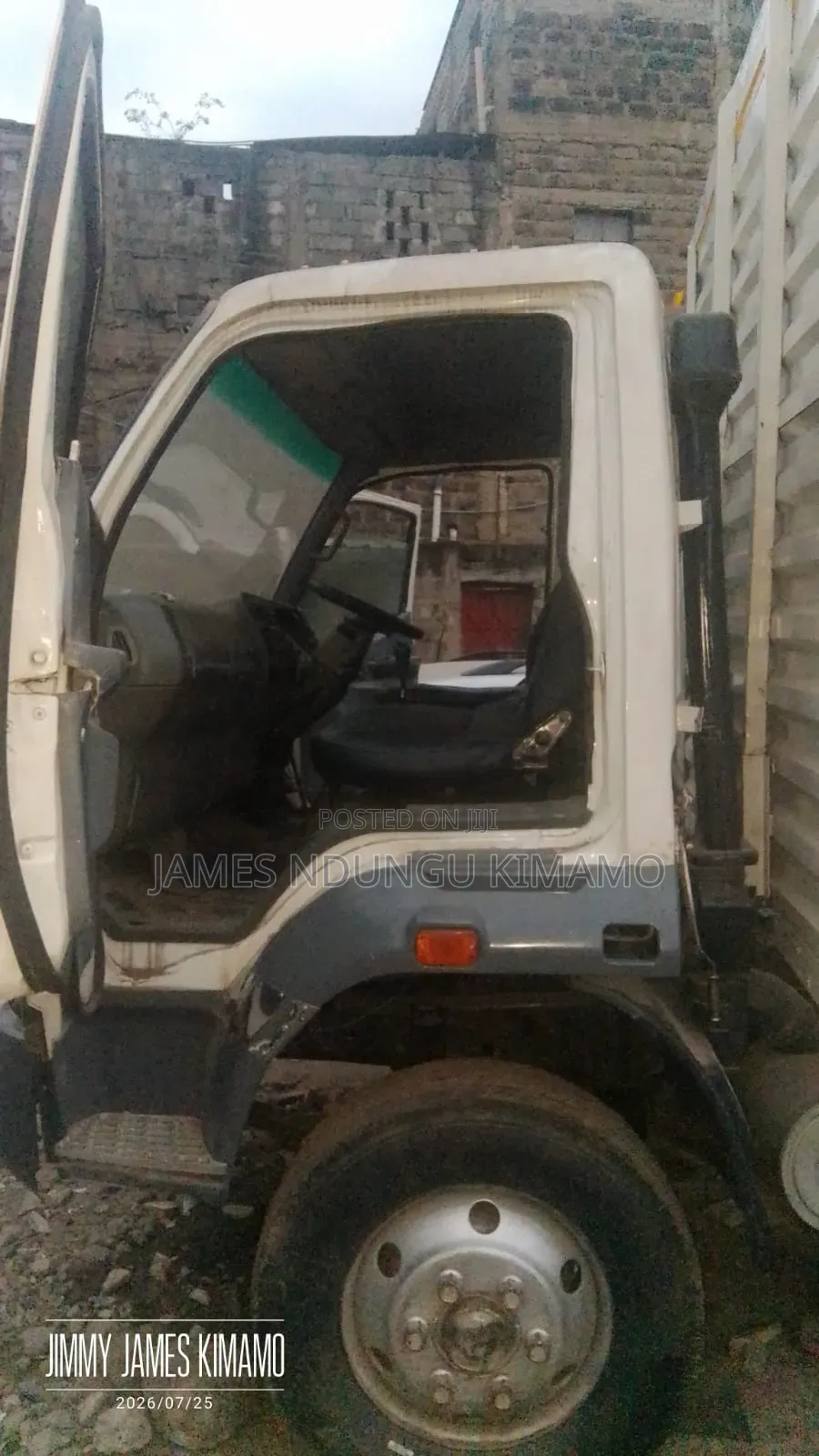Mitsubishi Truck FH 215 Model on Sale