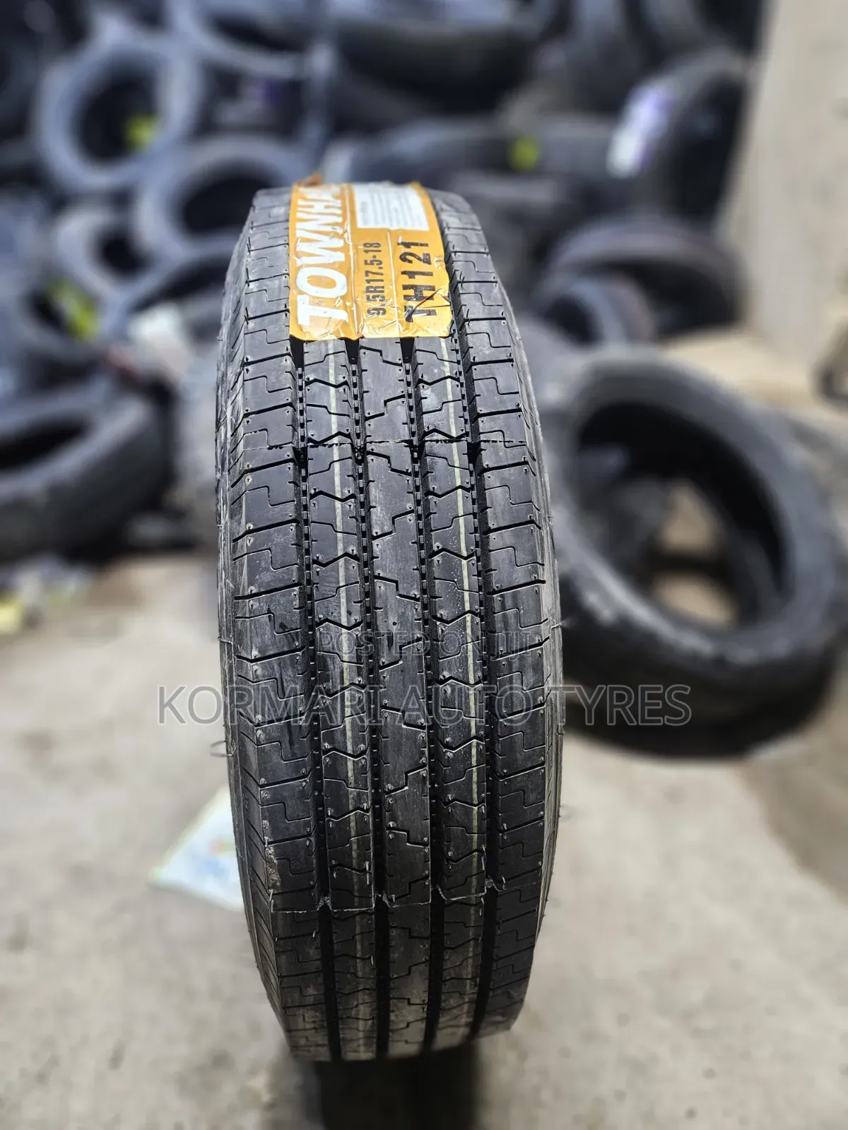 9.5R17.5 Townhall Tyre