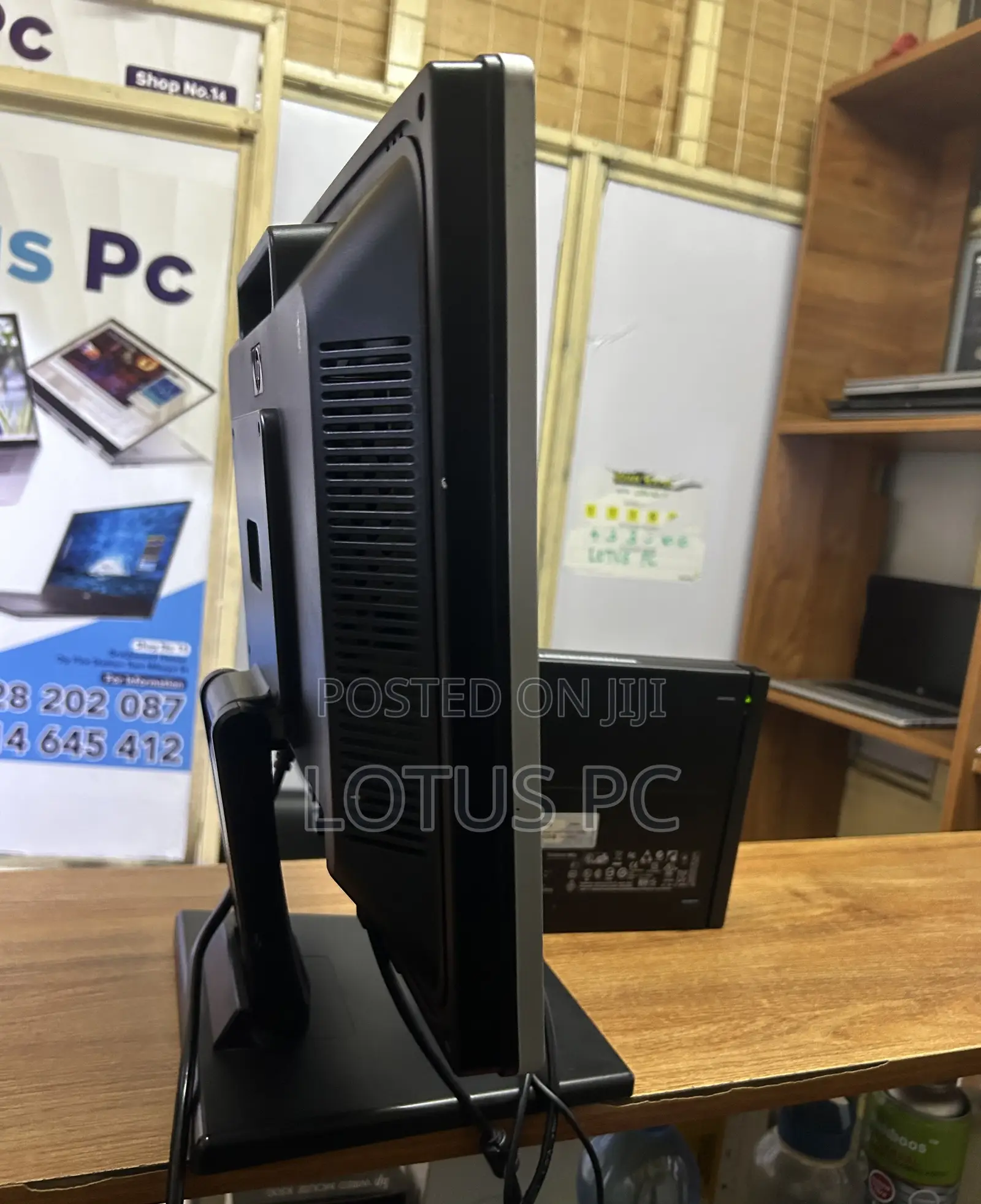 Lenovo ThinkCentre M600 Tiny 8GB Intel Core i5 HDD 500GB