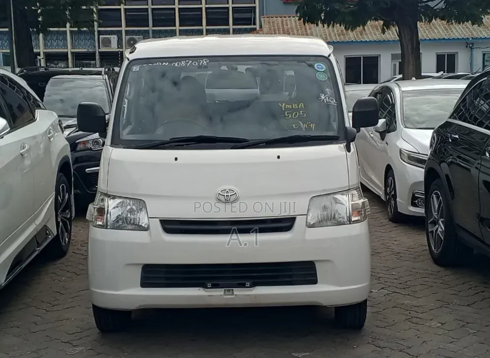 Toyota TownAce 2019 Pearl