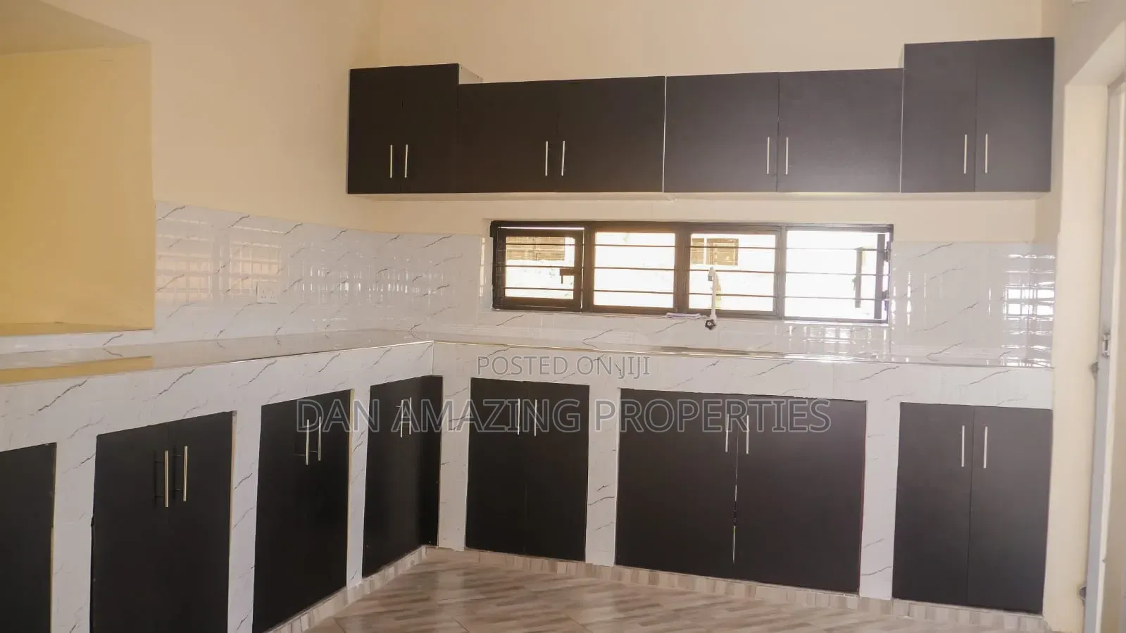 4bdrm Maisonette in Mvindeni Plus Dsq, Diani for sale