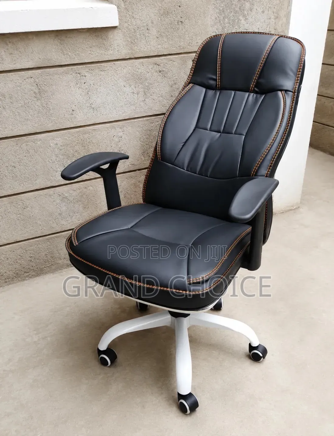 Ergonomic Leather Swivel Chair With Castor