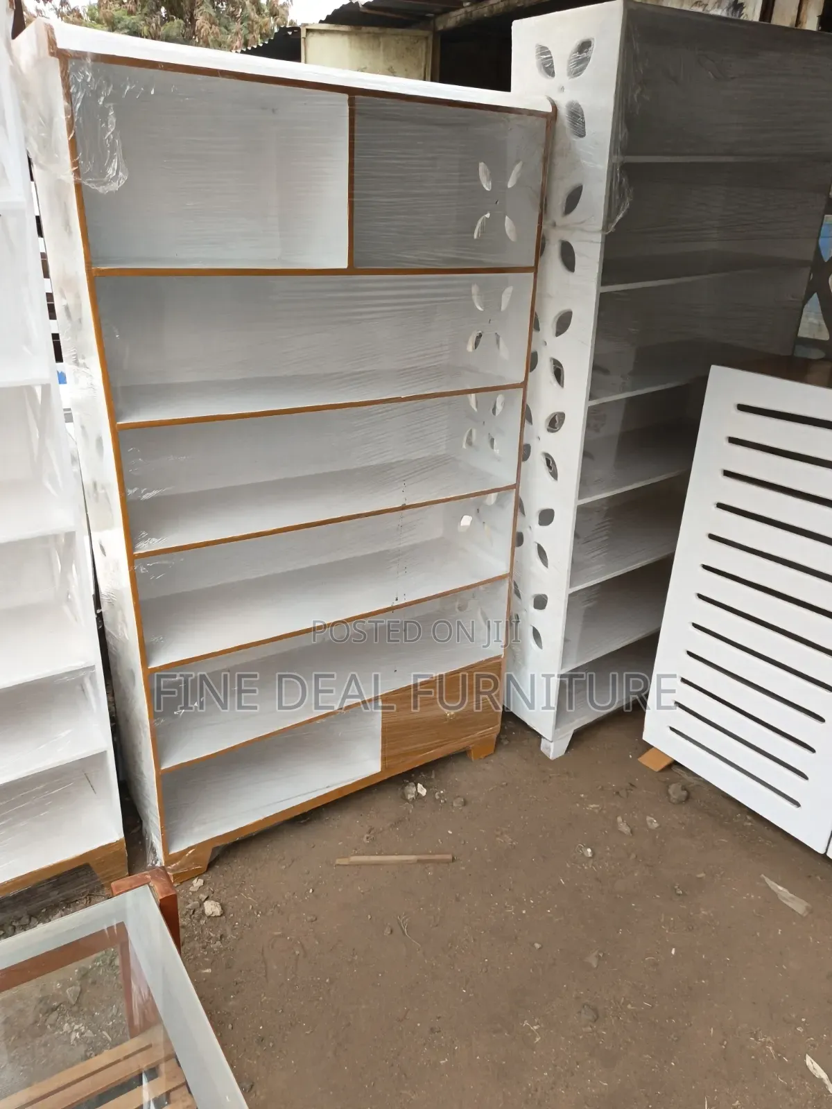 Shoerack/ Book Shelf