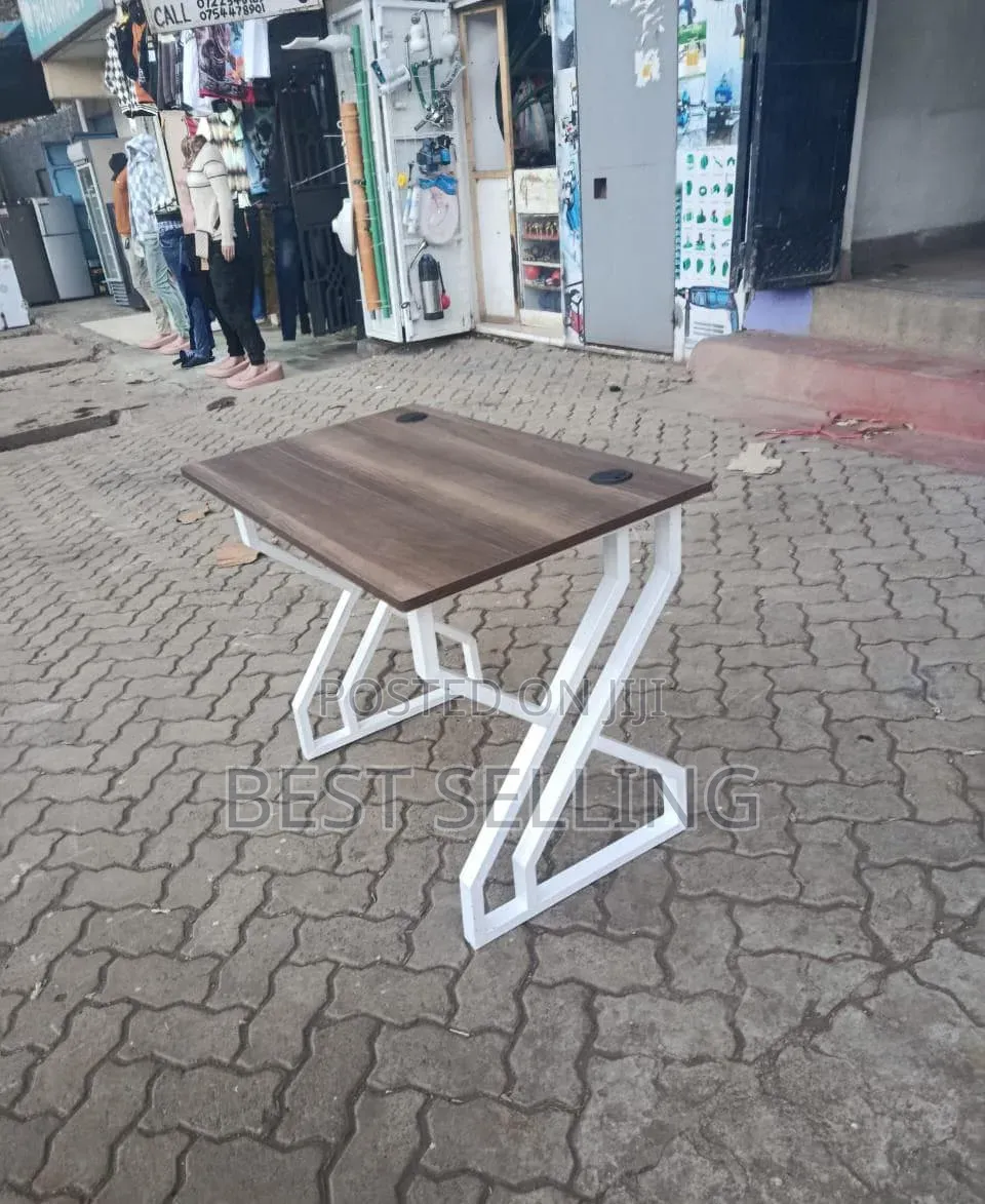 Modern Office Table