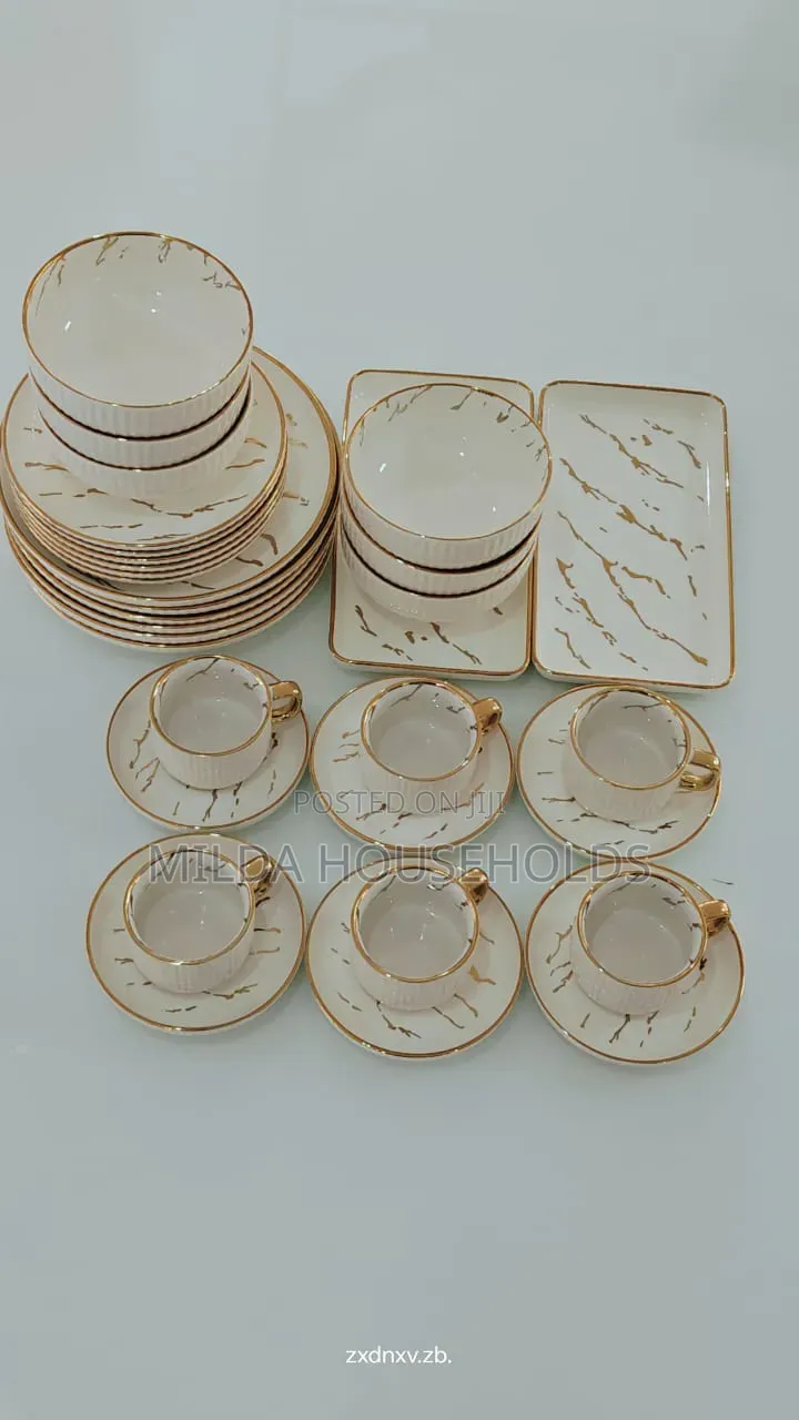 Elegant European Porcelain Dinner Set
White Marble