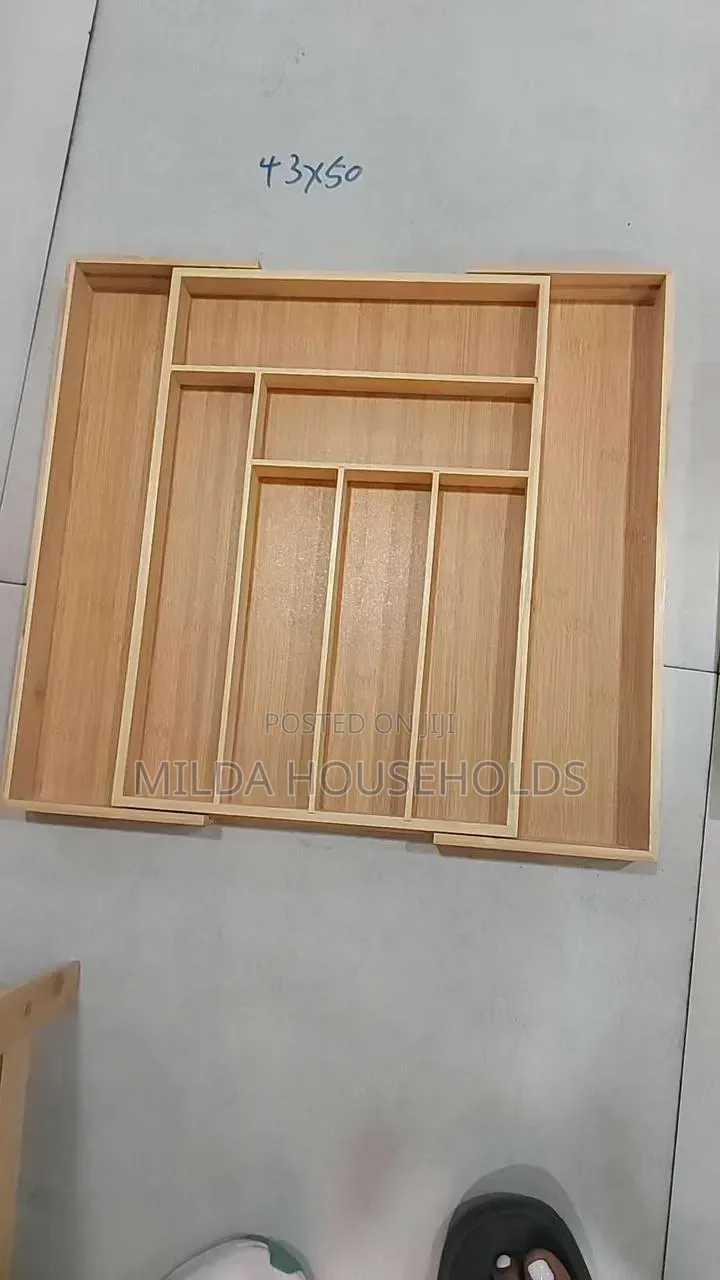 Wooden Expandable Cutlery Tray Organizer (43 × 50 Cm)