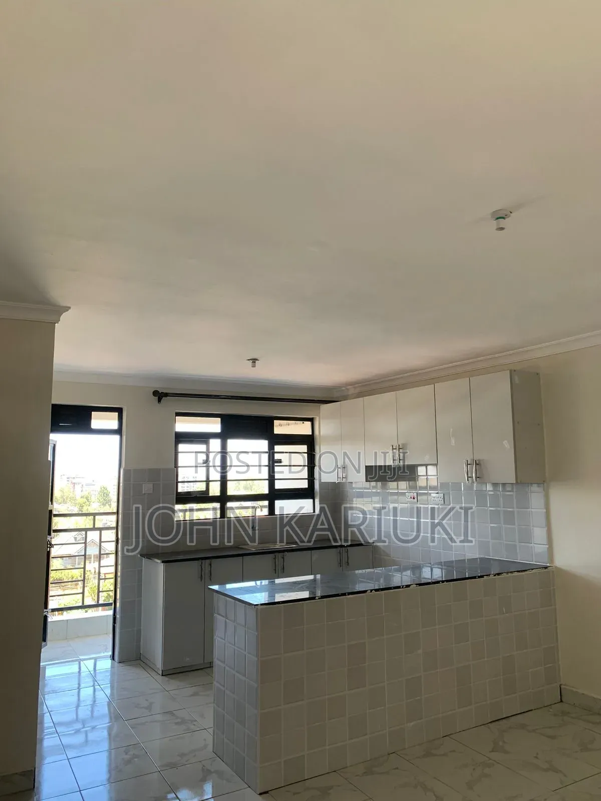 20bdrm Apartment in Farida Estate, Kamakis for sale