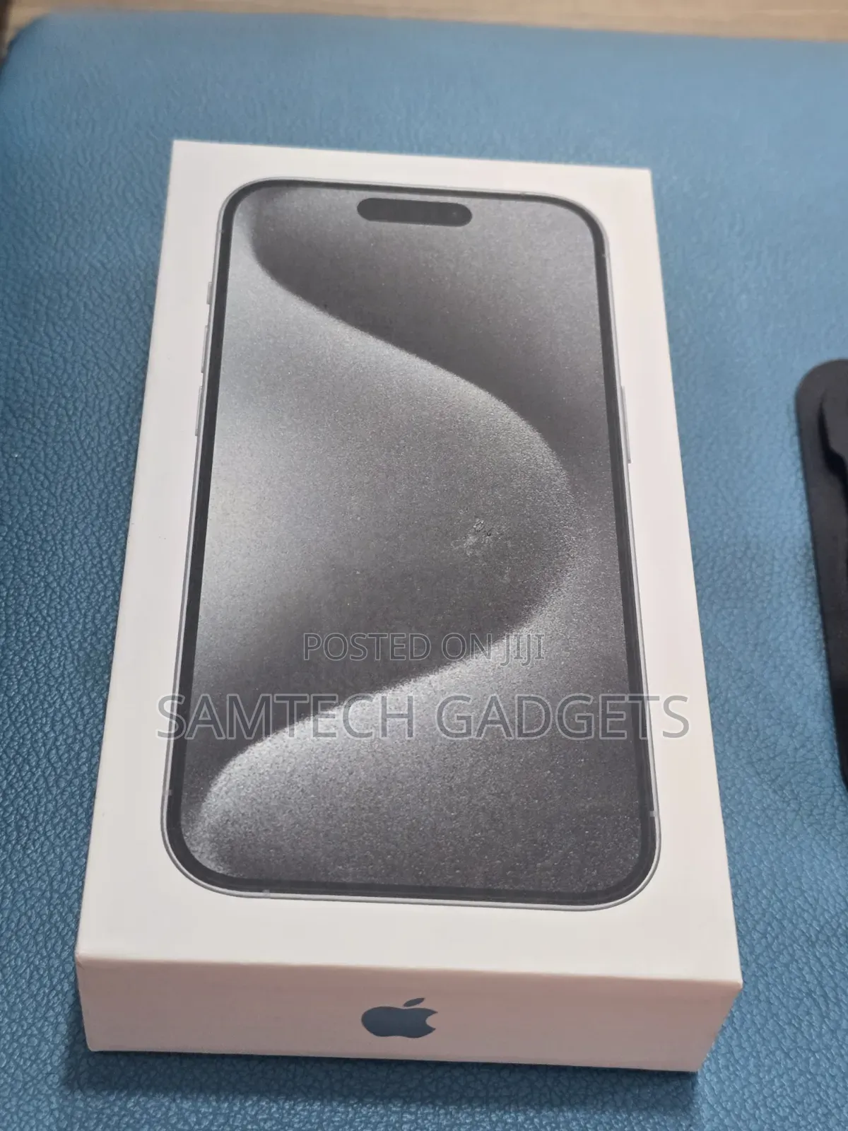 New Apple iPhone 15 Pro 256 GB White
