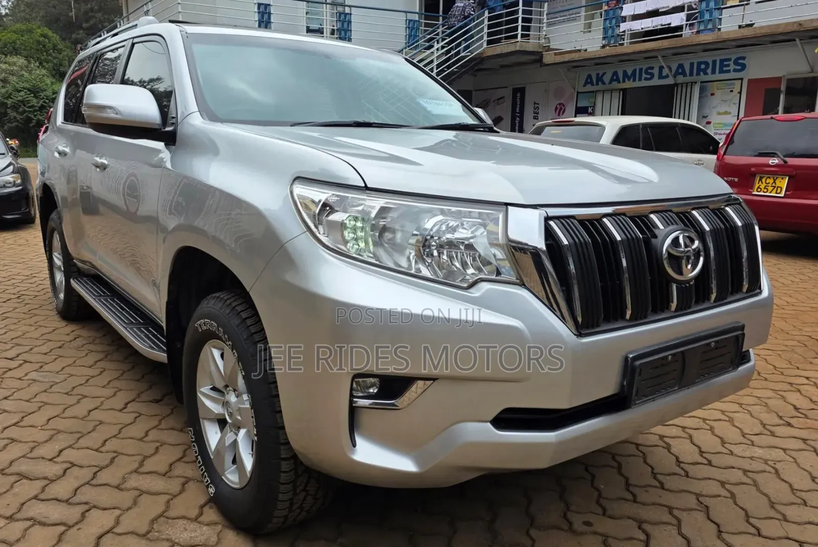 Toyota Land Cruiser Prado 2018 Silver