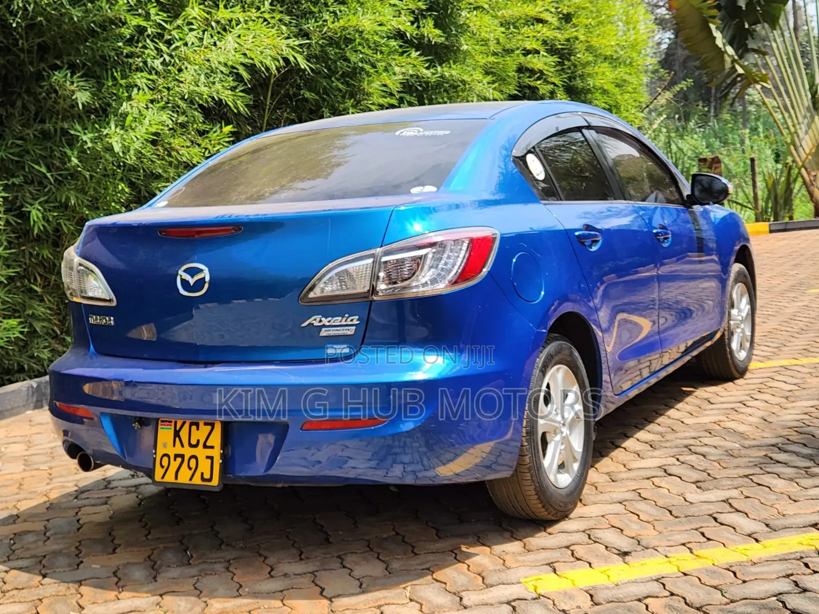 Mazda Axela 2013 Blue