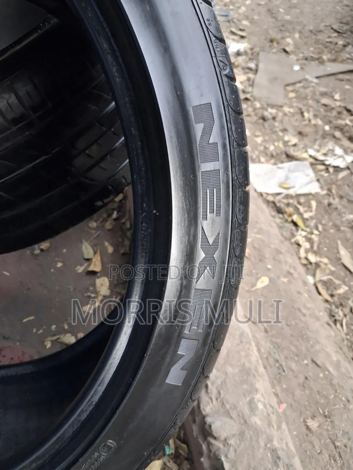 275/35r20 Nexen