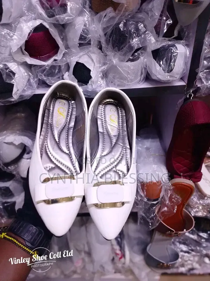 Women Flat Shoes