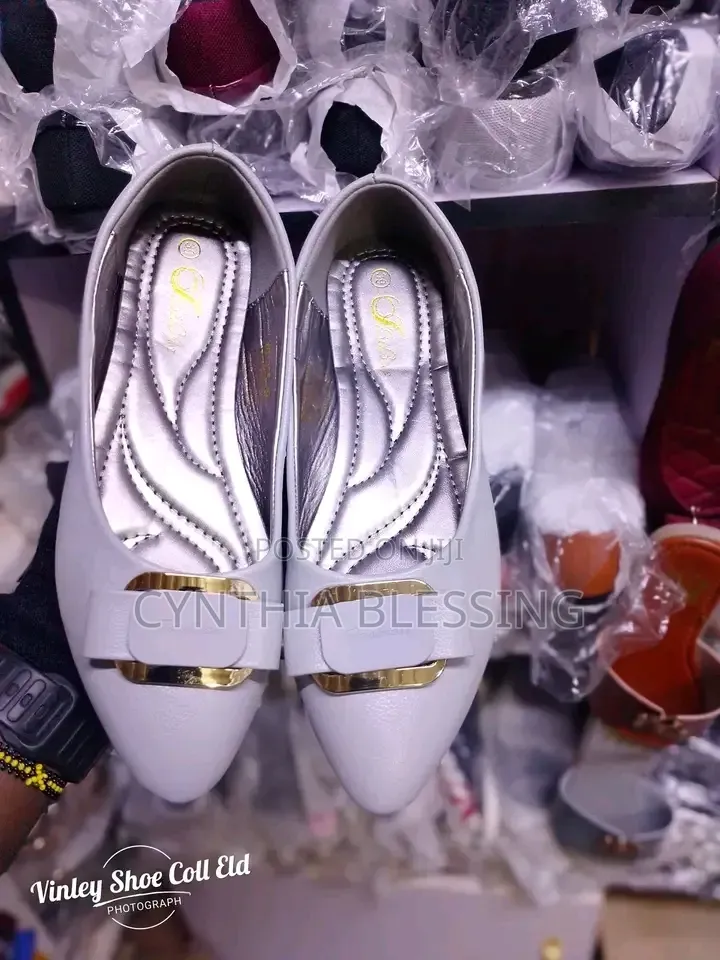 Women Flat Shoes