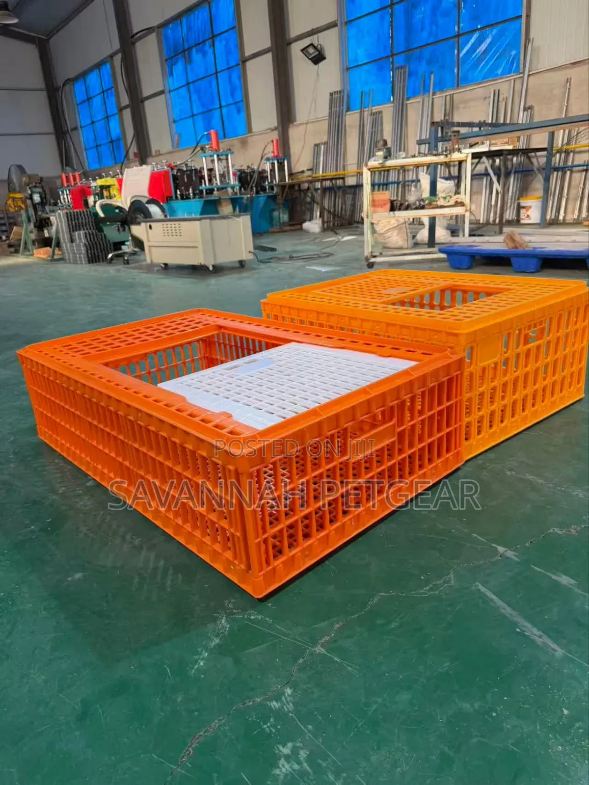 Heavy-Duty Orange Plastic Crates for Transporting Live Poultry (HDPE)