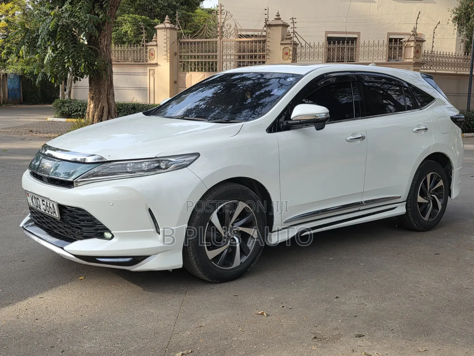 Toyota Harrier 2018 White