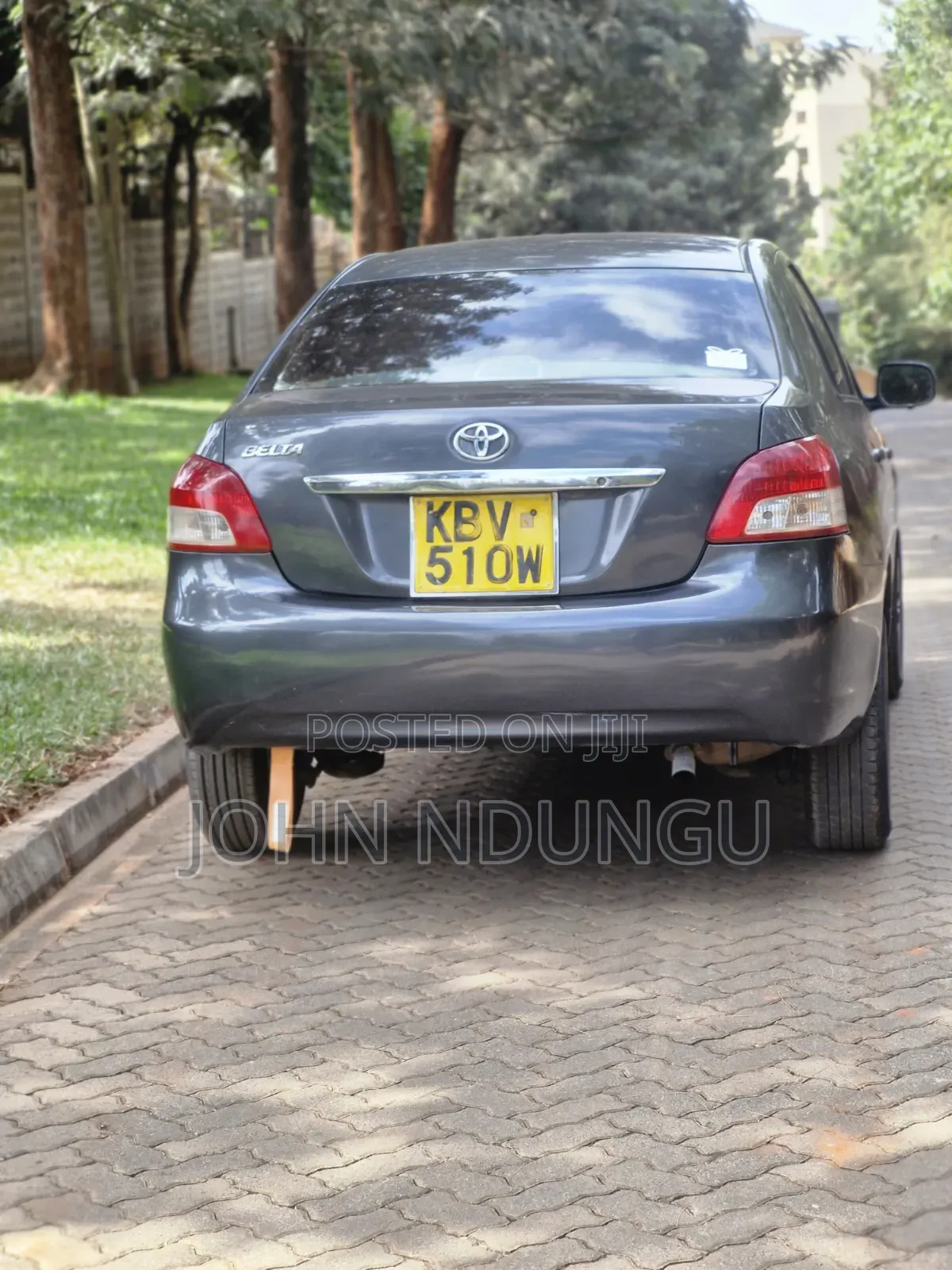 Toyota Belta 2006 Gray