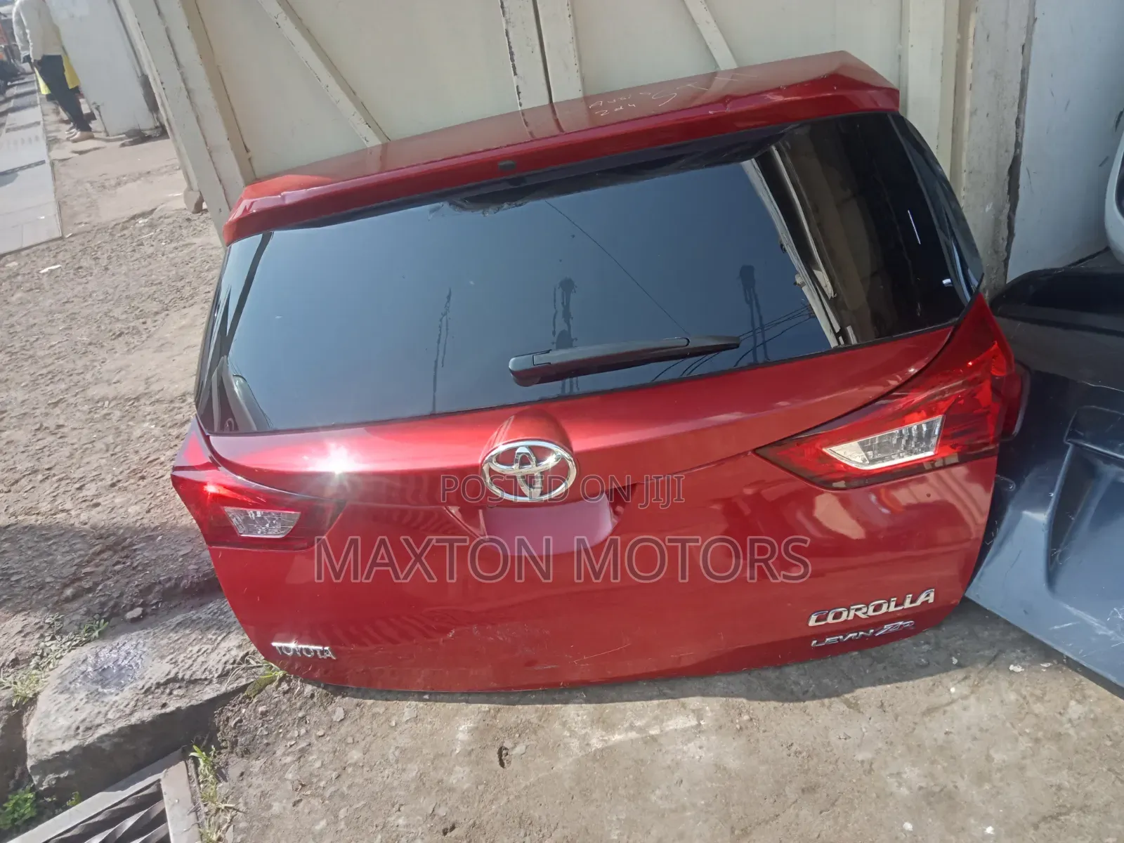 Toyota Auris 2015 Tailgate