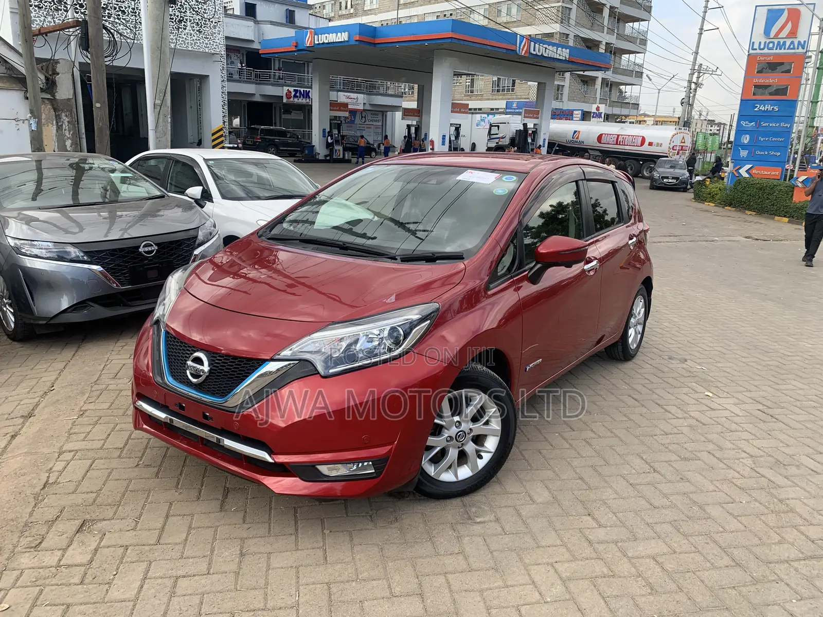 Nissan Note 1.2 Hybrid 2019 Red