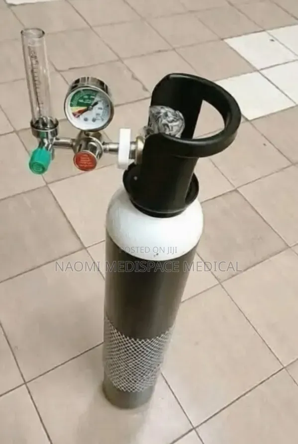 Complete 1.36m3 Oxygen Cylinder With Regulator,Oxygen Key,Nasal Prong