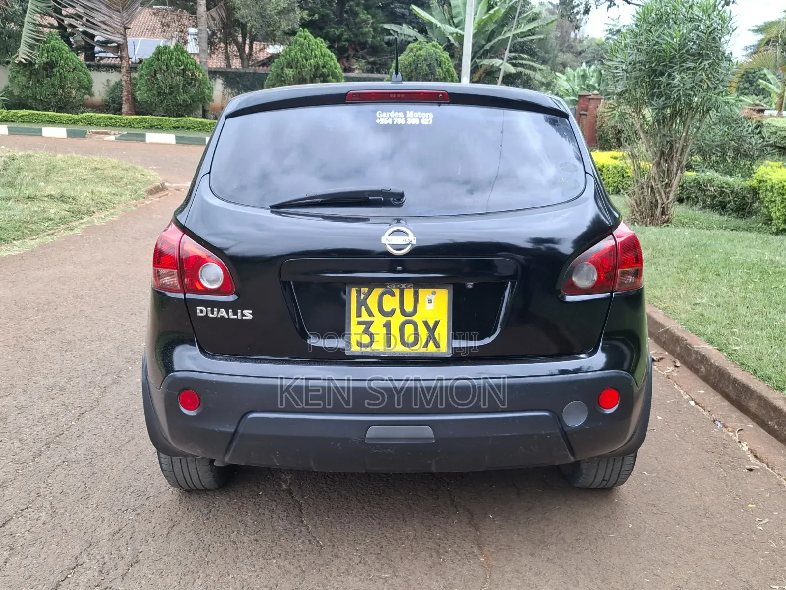 Nissan Dualis 2012 Black