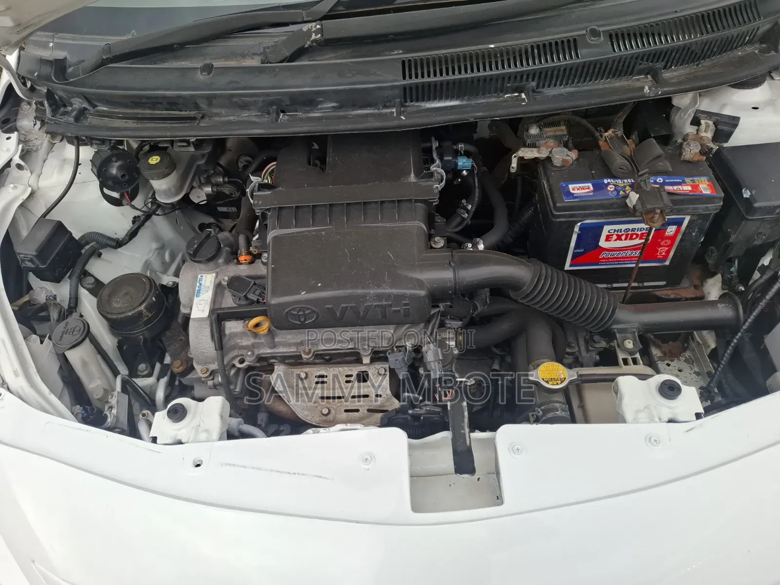 Toyota Belta 2011 Pearl