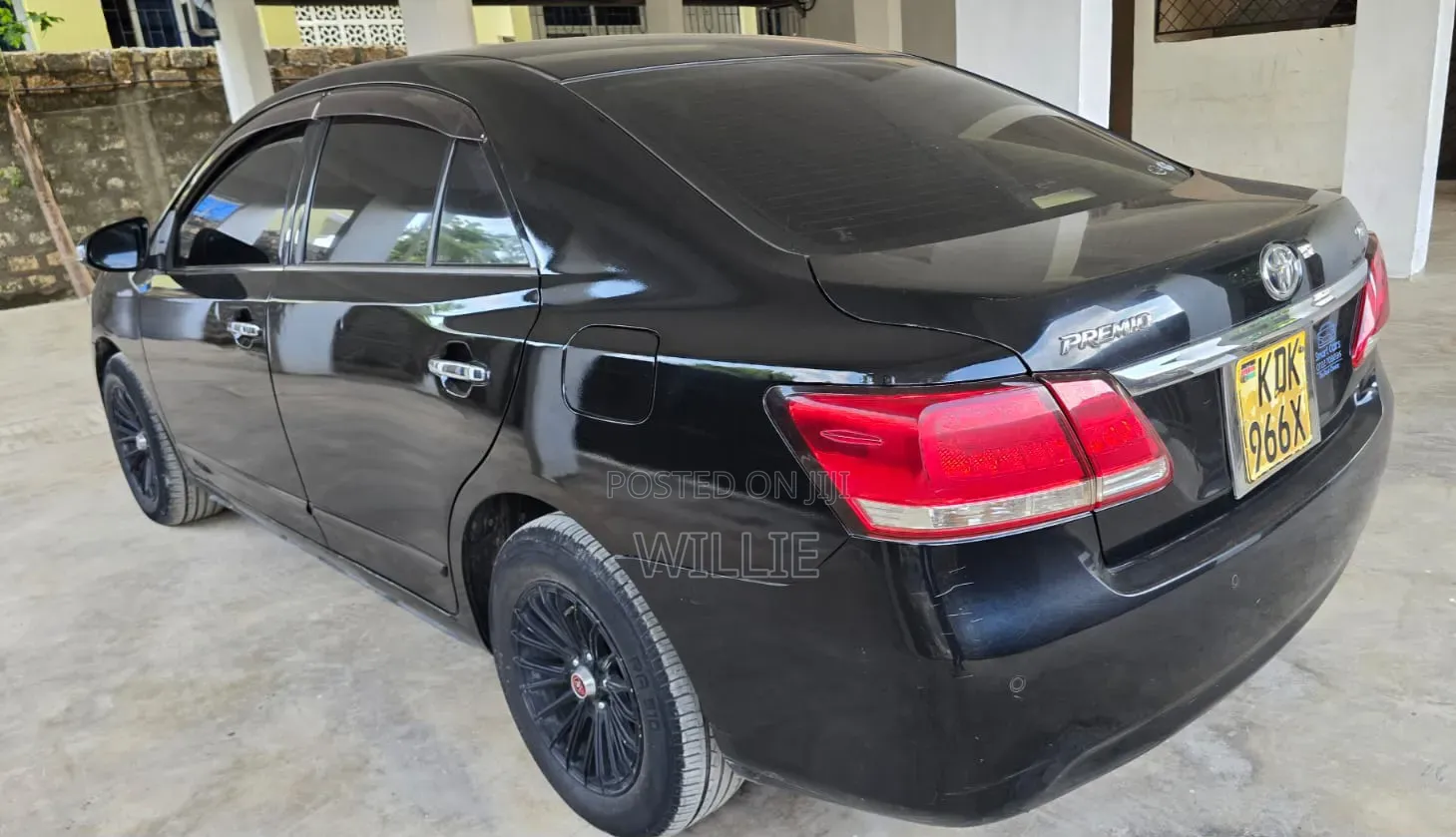 Toyota Premio 2015 Black