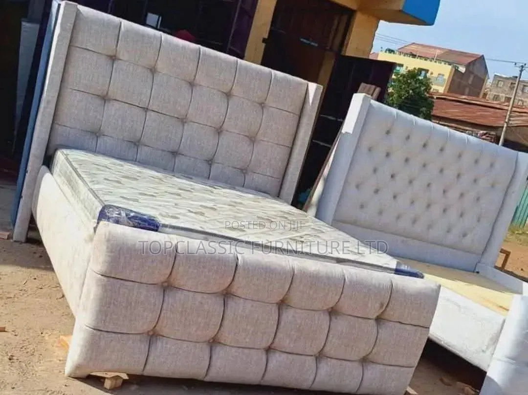 5x6 Chester Bed Beige+ Mattress King Bed