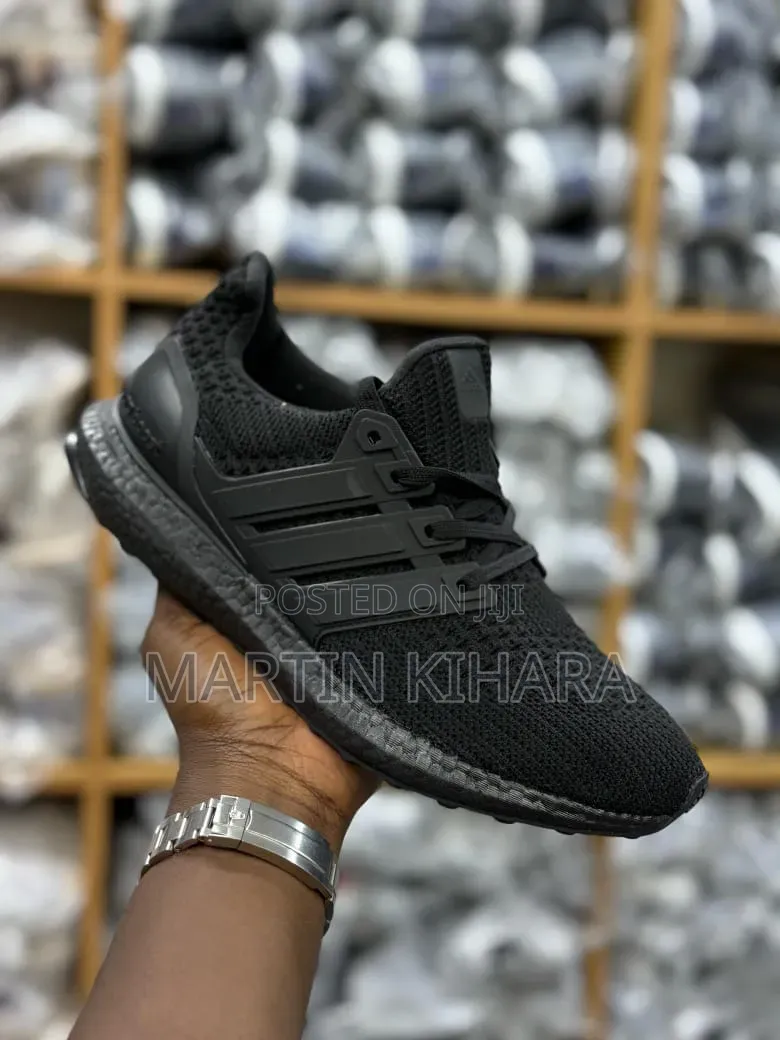 Adidas Ultra Boost (Size 38-45)