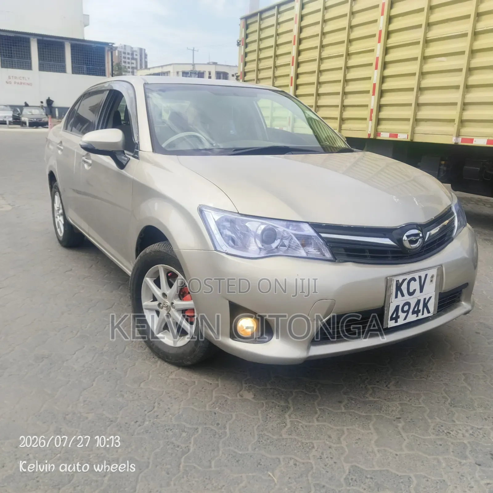 Toyota Axio 2013 Gold