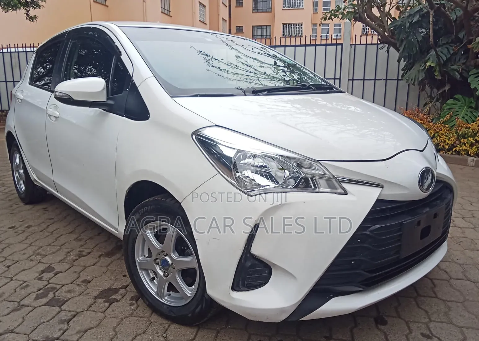 Toyota Vitz 2018 White