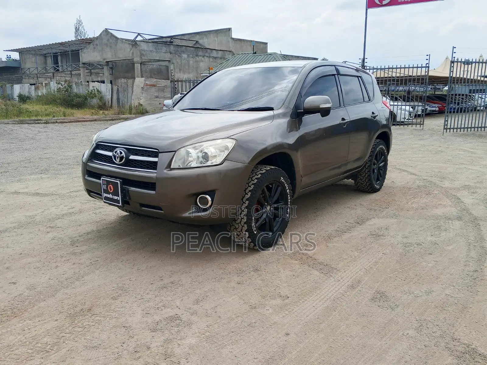 Toyota RAV4 2012 Gold