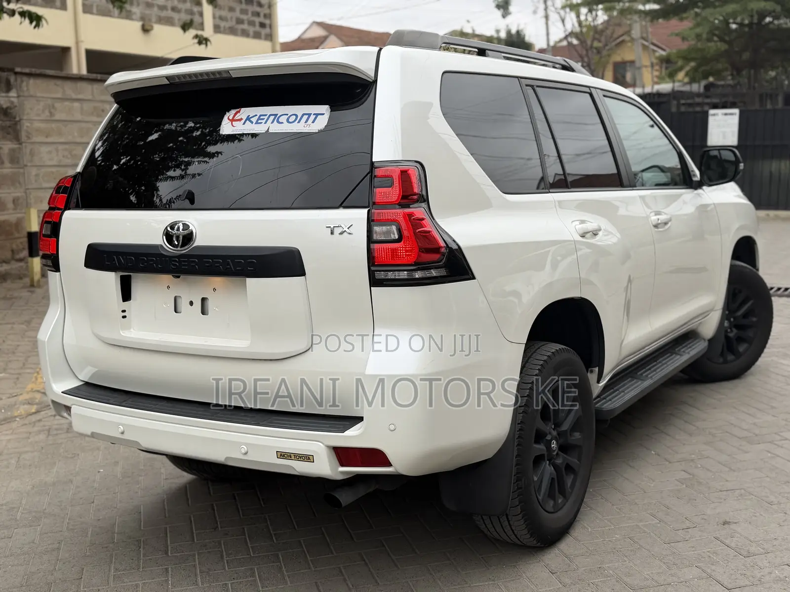 Toyota Land Cruiser Prado 2.7 2022 White