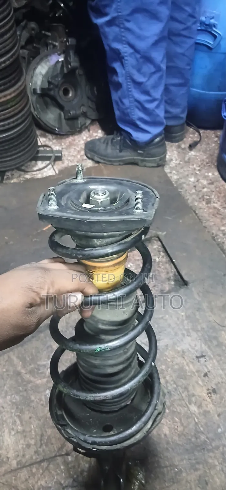 Rear Complete Shock for Corolla 100