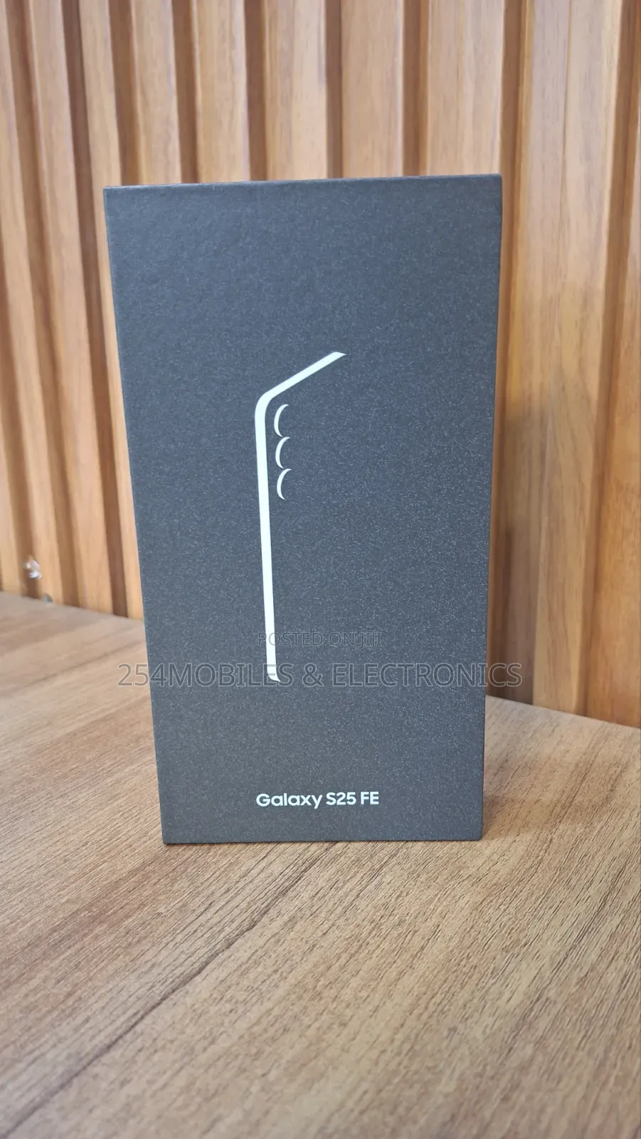 New Samsung Galaxy S25 FE 256 GB Gray