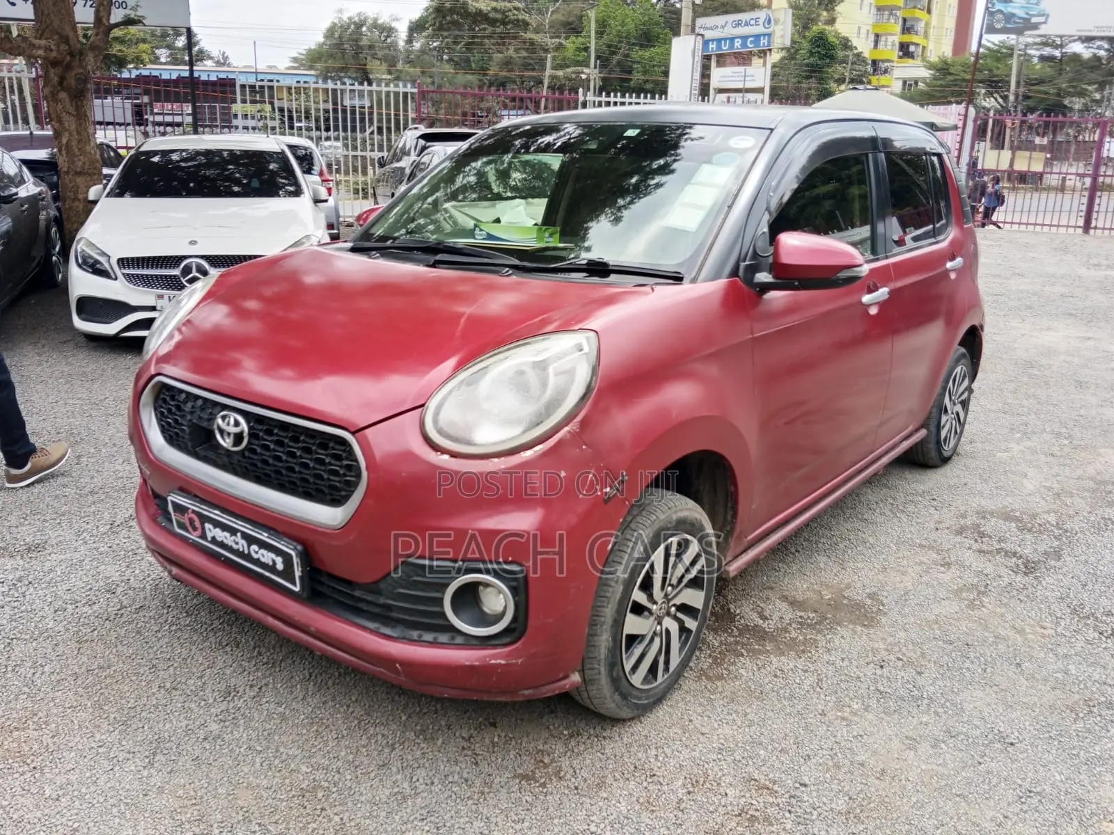 Toyota Passo 2017 Red
