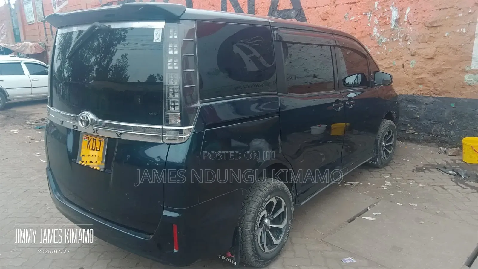Toyota Noah 2015 Black