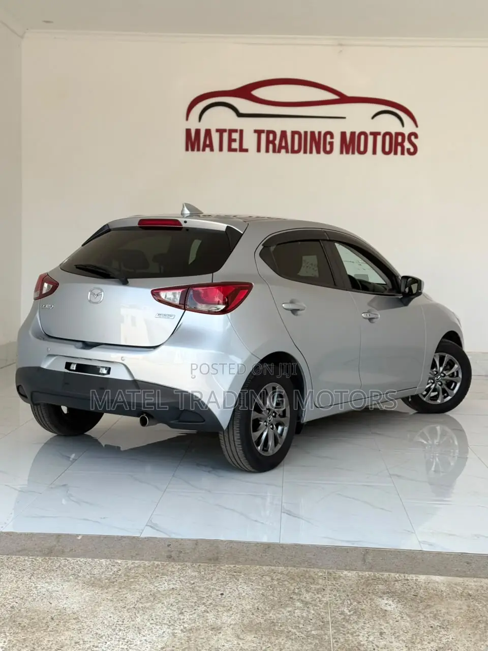 Mazda Demio 2017 Silver