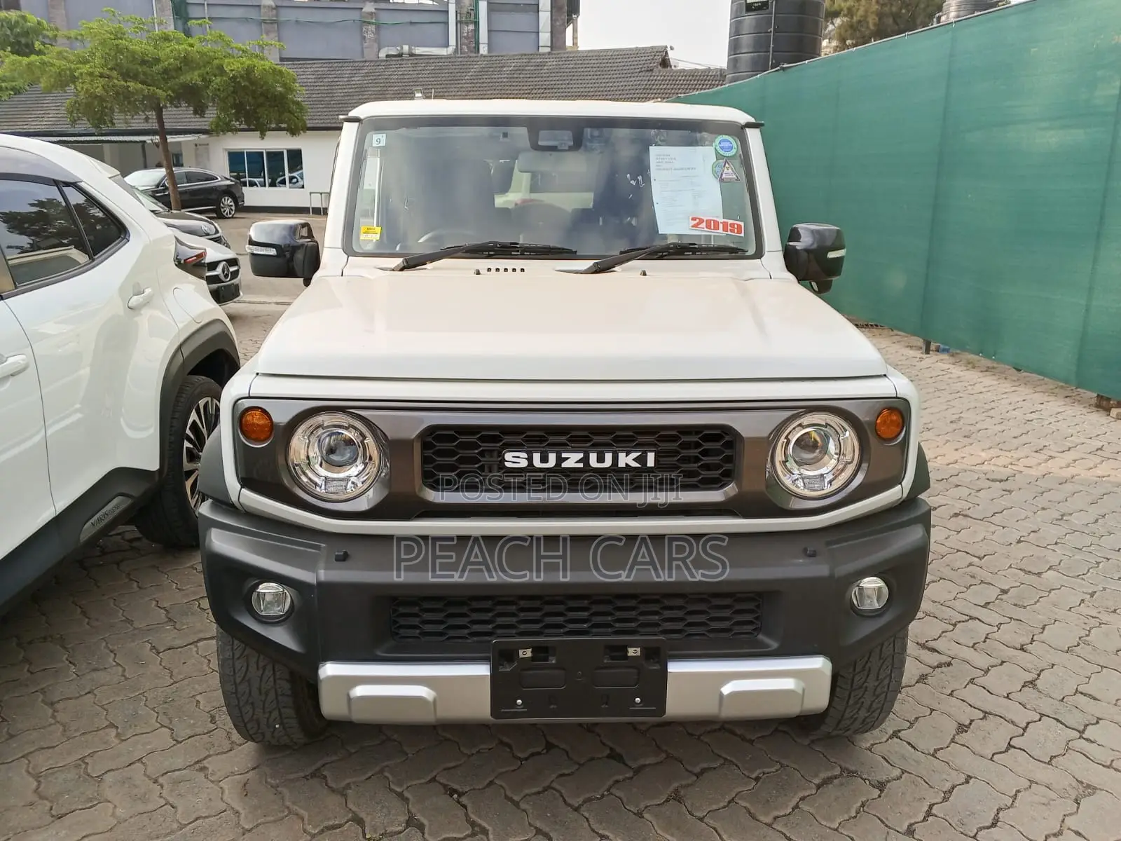 Suzuki Jimny 2019 White