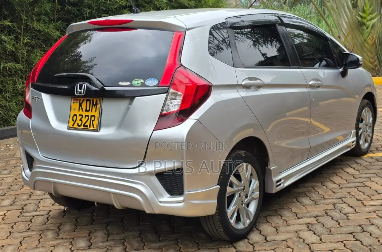 Honda Fit 2016 Silver