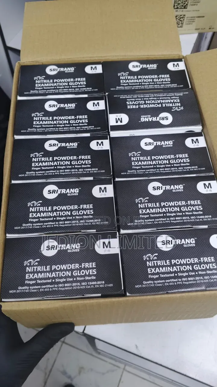 Black Nitrile Gloves