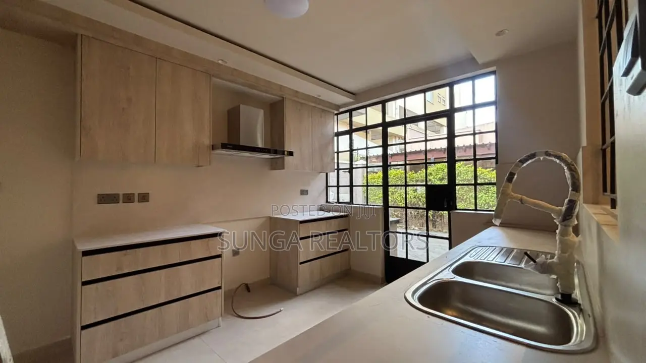 4bdrm House in General Mathenge Rd., Spring Valley for rent