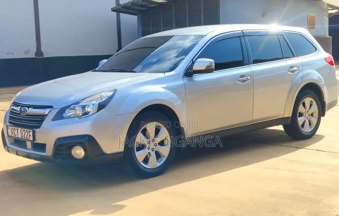 Subaru Outback 2011 Silver