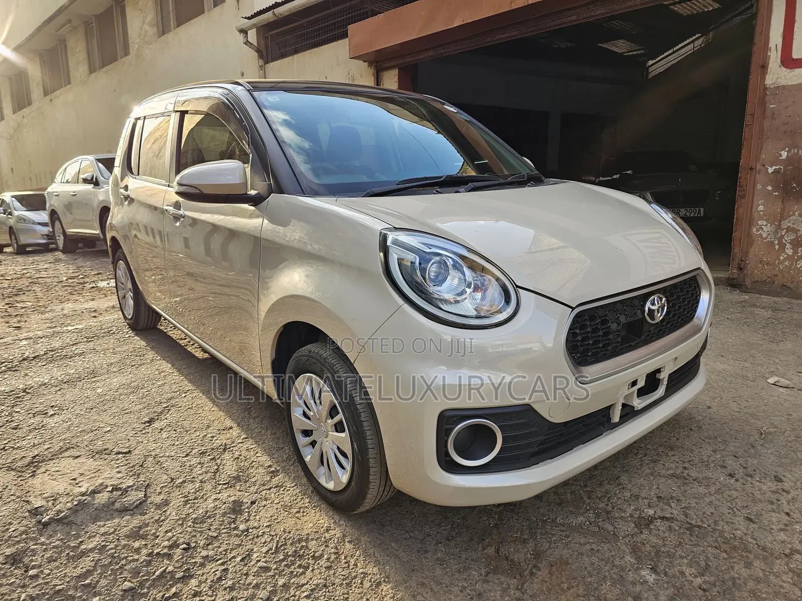 Toyota Passo 1.0 FWD 2019 Beige