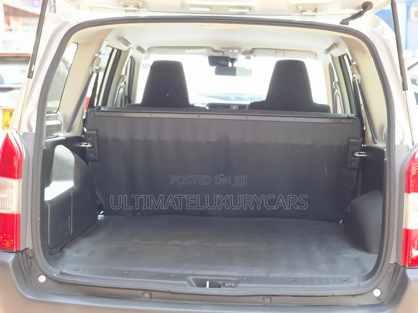Toyota Probox 2020 Silver
