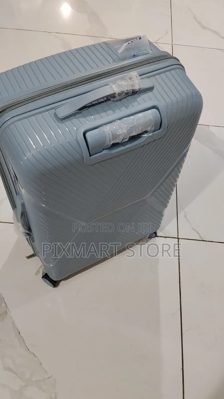 Durable 69cm Hard Rubber Luggage Case – Single Piece